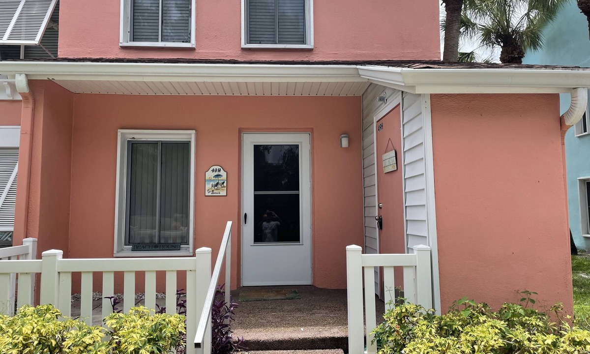 Bayview House | Bermuda Bay Beach & Racquet Club
