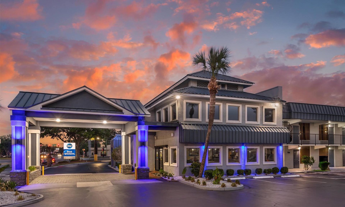 Savannah Hotel | Best Western Central Inn