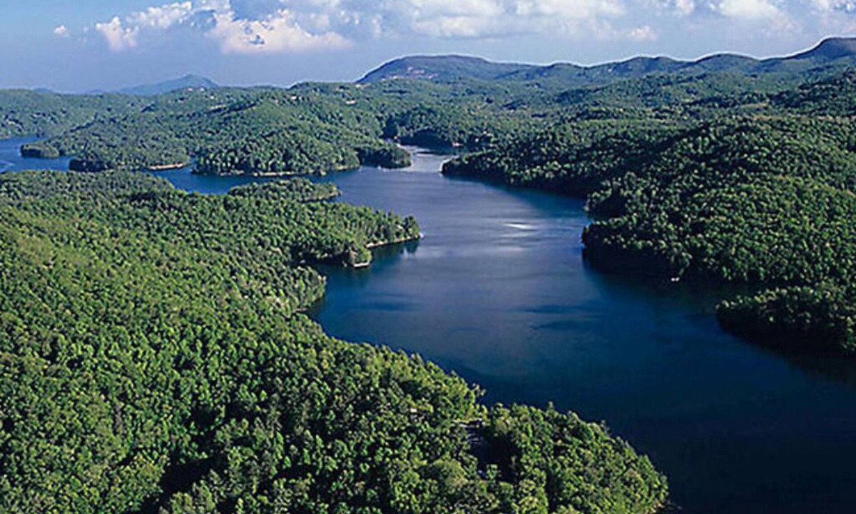 Cashiers RV Rental | BLOCK Club Lodges at Trillium 2br