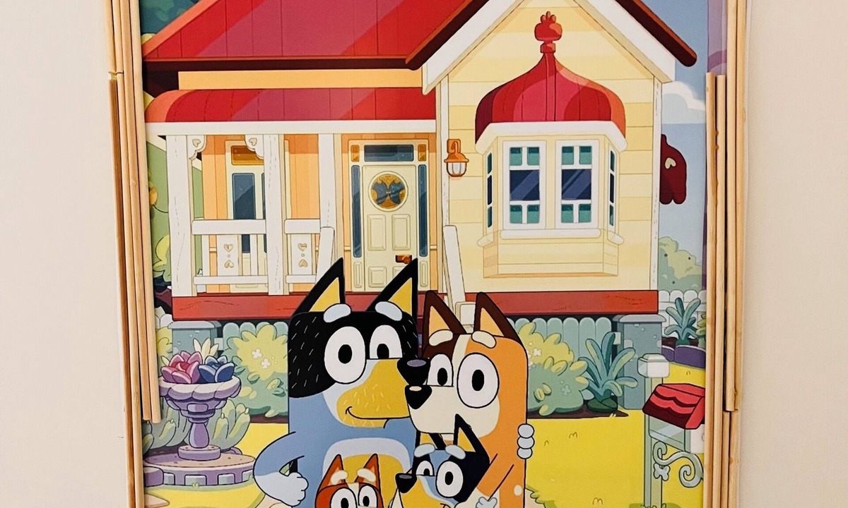 Westover House | Bluey Inspired Cottage Retreat Fort Bragg Peter and Rita's.
