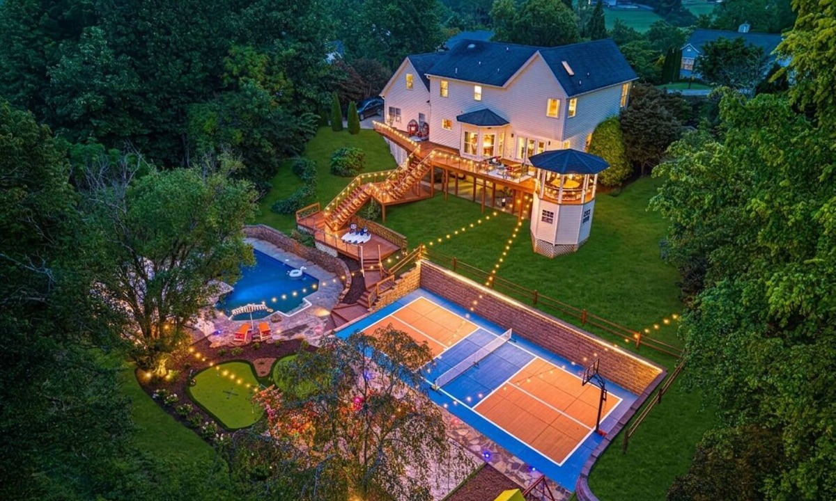 Candler House | Booking Fast! Pool, Pickleball, Sport Sim, Theater, Gym, EV Charging| Sleeps 22