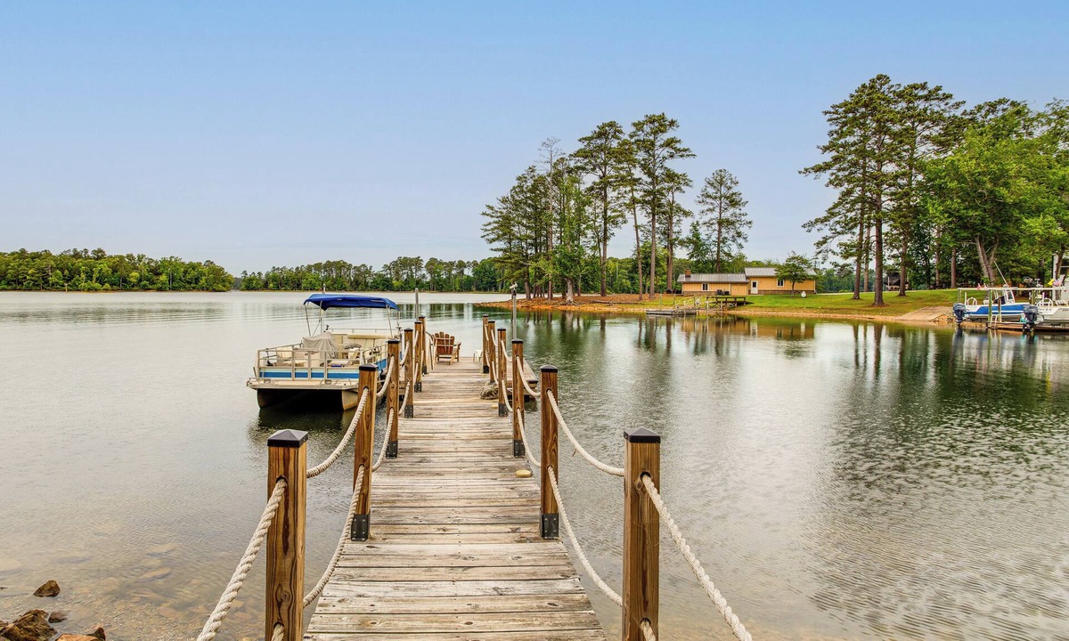 Chapin Cabin | Bring Your Boat! Lake Murray Cabin w/Private Dock
