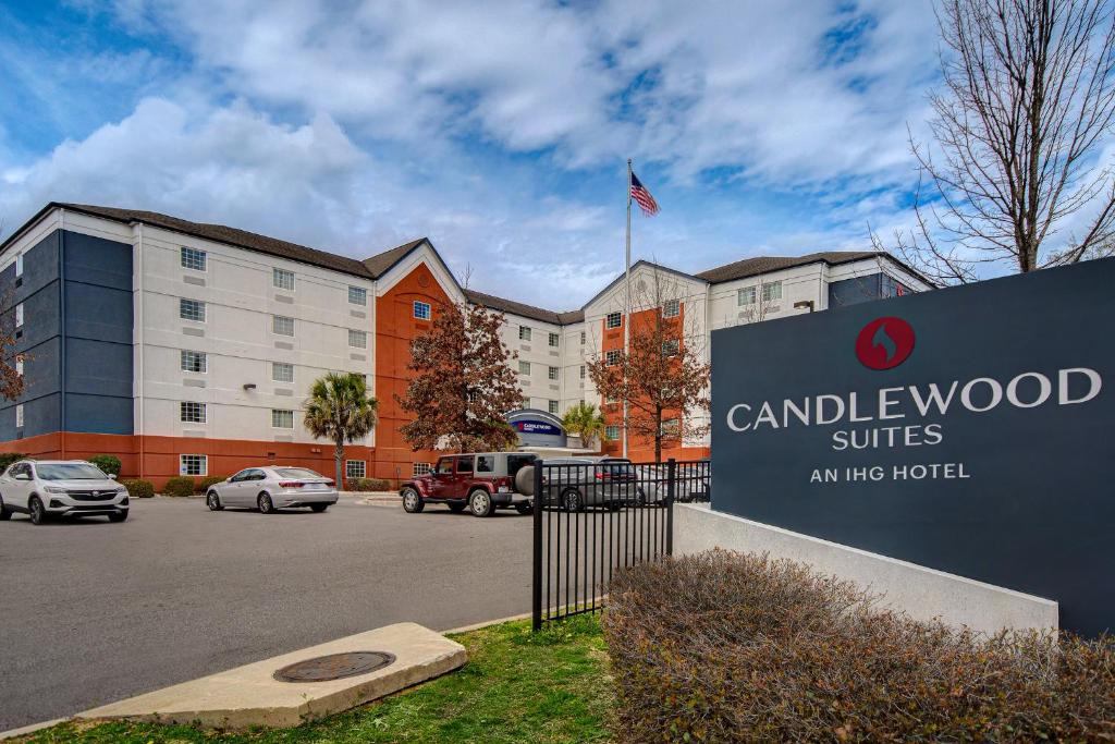 Columbia Hotel | Candlewood Suites Columbia-Fort Jackson by IHG