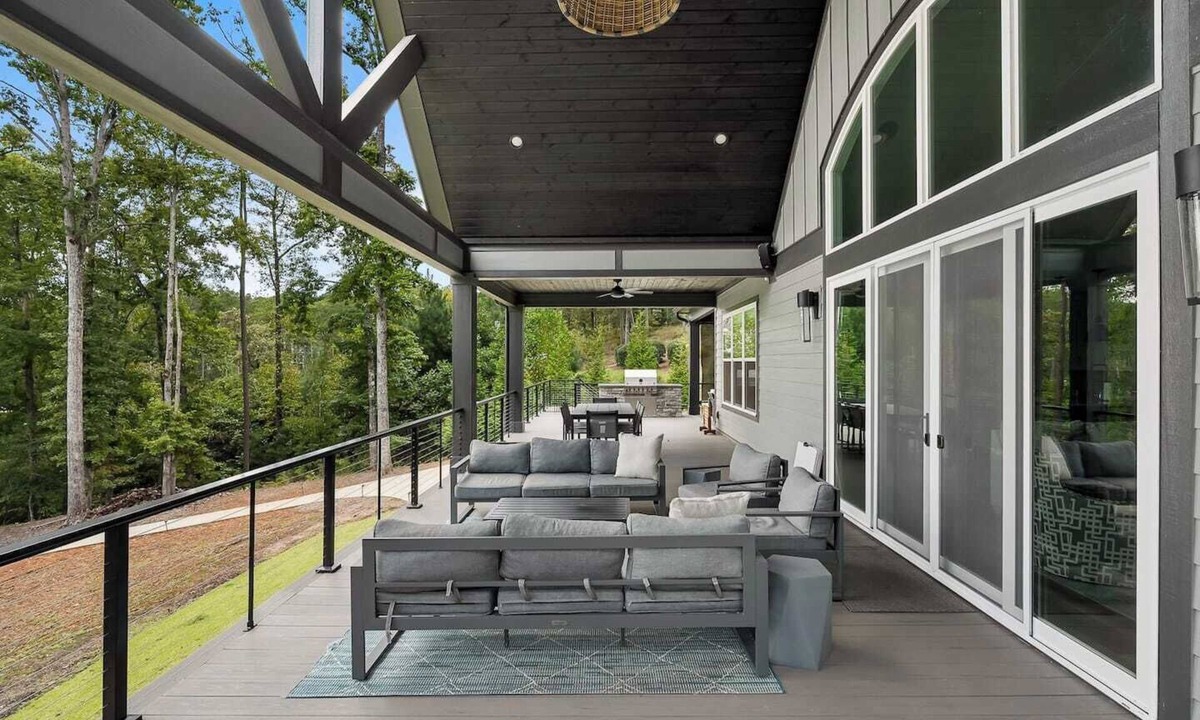 West Union House | Cane Creek Retreat on Lake Keowee by Clemson Vacation Rentals!