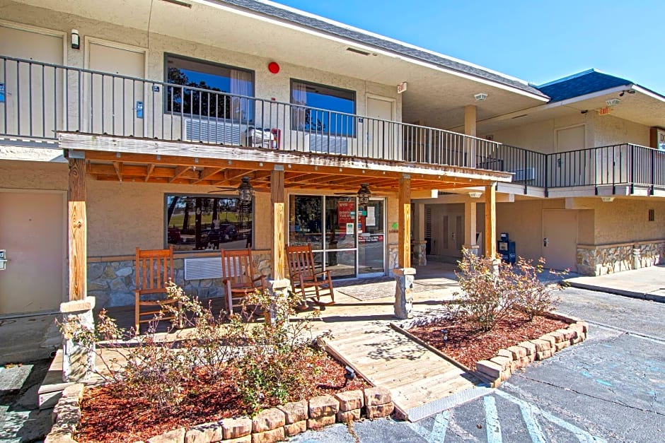 Richmond Hill Hotel | Capital O Hotel Richmond Hill/Savannah Area I-95