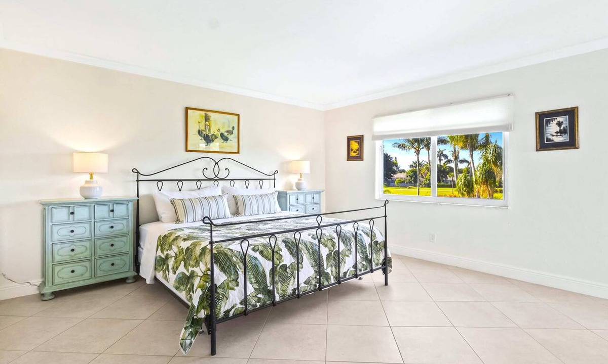 Lely Golf Estates Condo | Capri 2BR Lely Resort | Golf Views | Community Pool