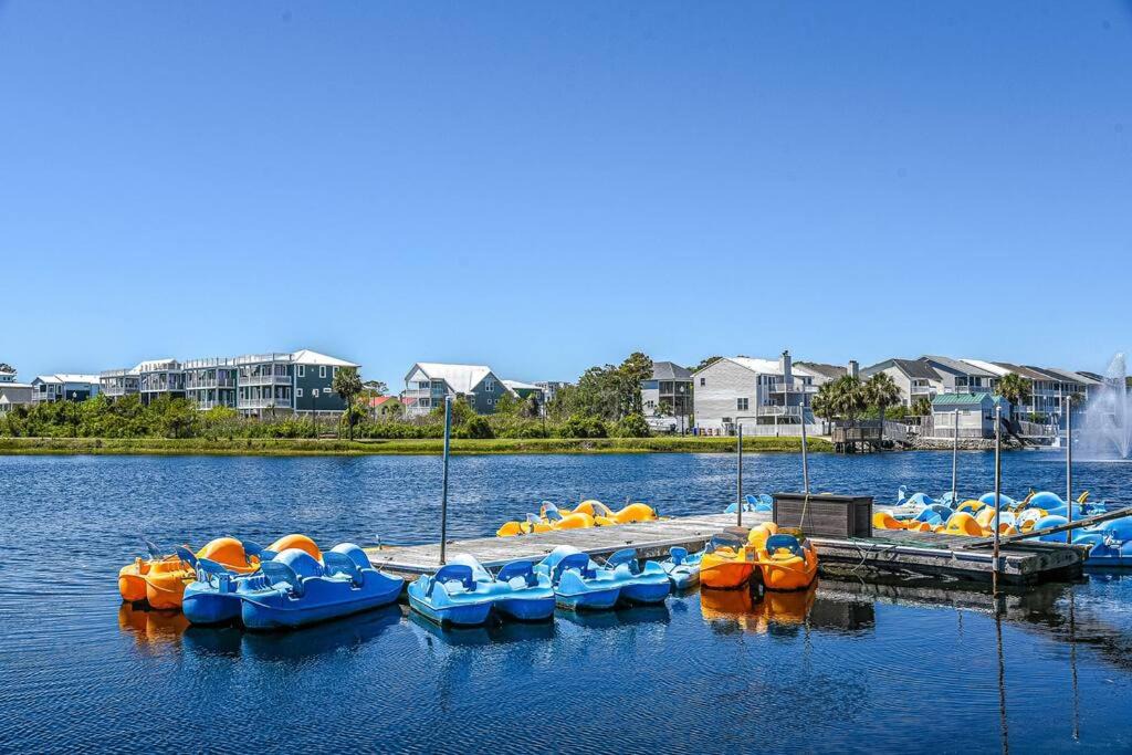North Carolina Coast Apartment | Captain's Quarters at Island Breeze of CB