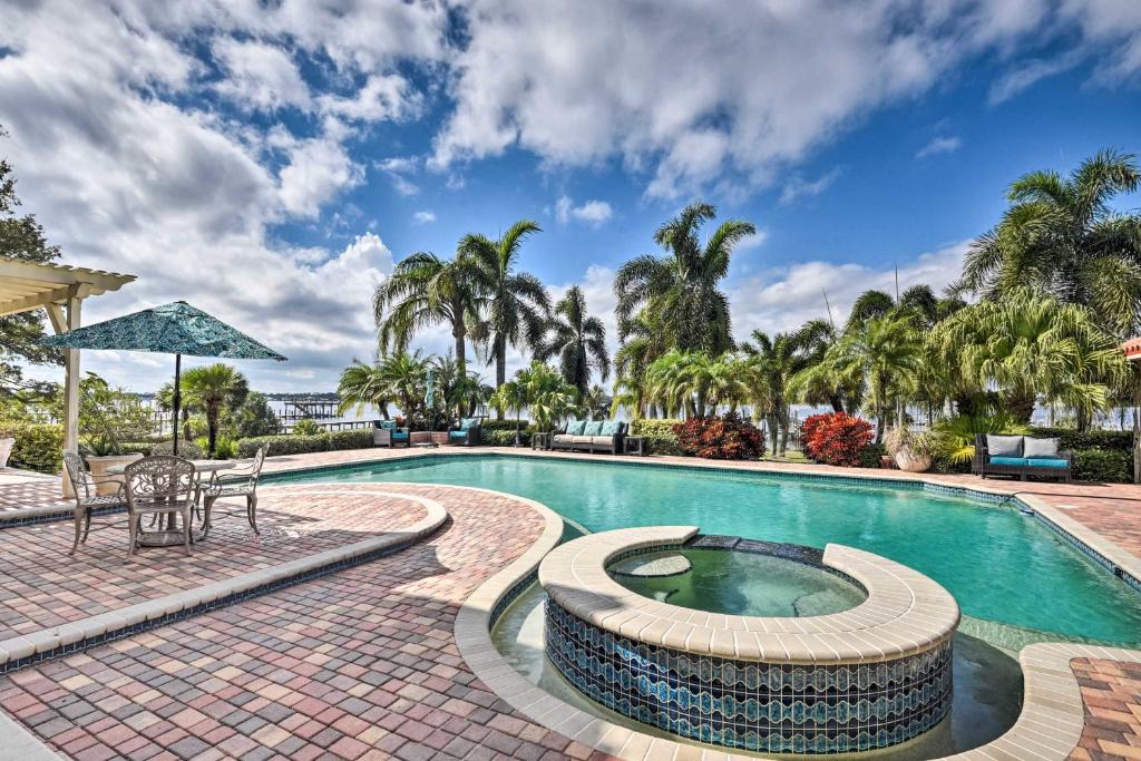 Daytona Beach Villa | Captivating Luxury Villa with Private Beach!