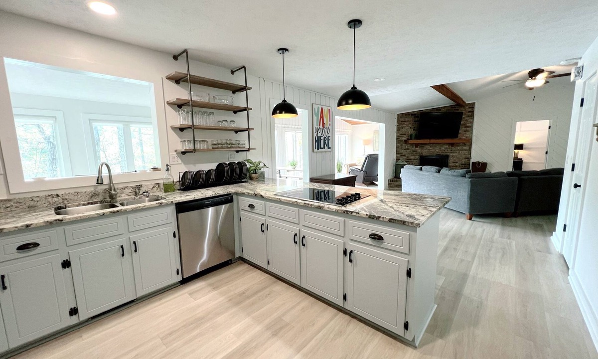 Dewy Rose House | Cause Beaches Be Salty Lake House