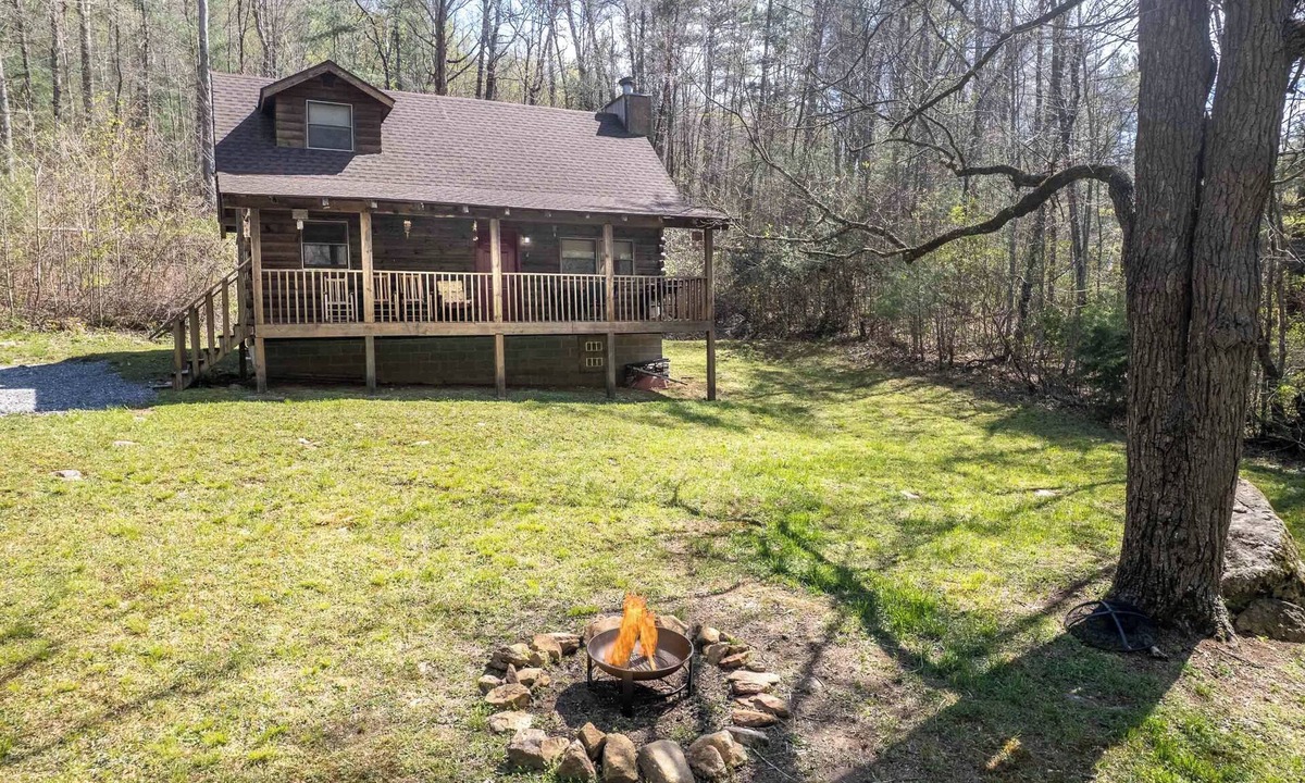 Tuckasegee Cabin | Cedar Creek Cabin - Tuckaseegee