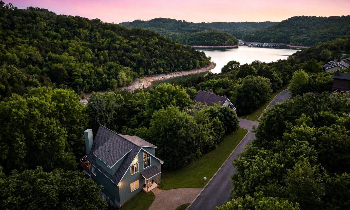 Smithville House | Center Hill Lake House - Lake Access, Pool & Fire Pit