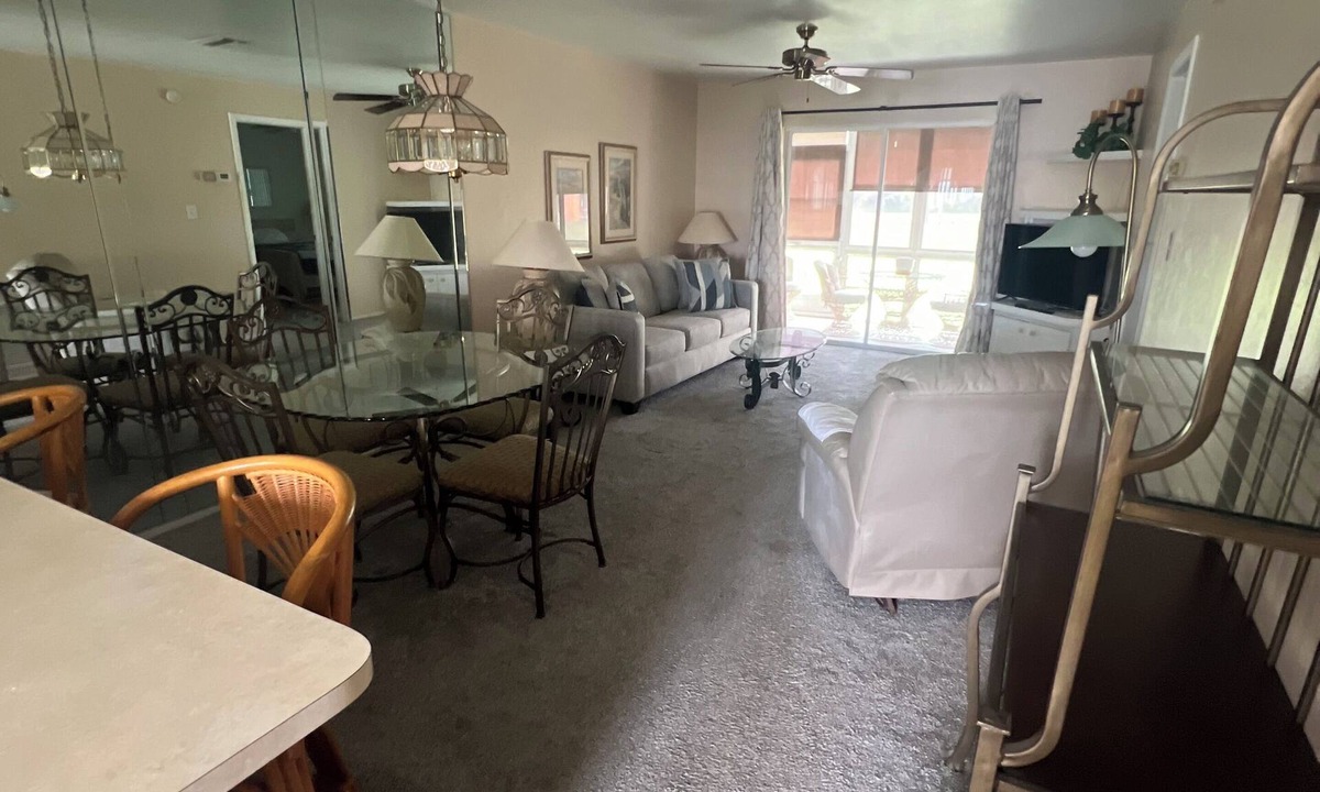 Lake Suzy Condo | Charming 2-bedroom condo in serene Lake Suzy with WiFi, AC