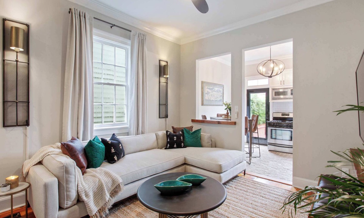 Beach Institute House | Charming, Historic Restored Home | Whitefield Sq