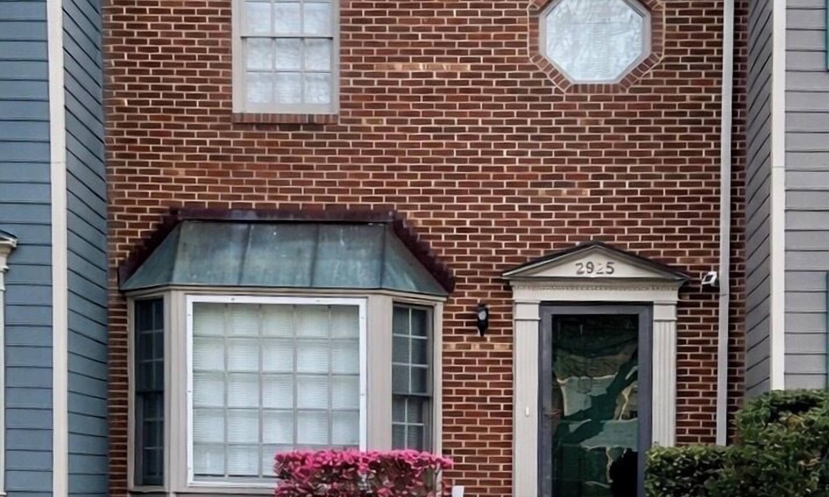 Northeast Raleigh House | Charming Raleigh Townhome - Cozy, Convenient & Great Location
