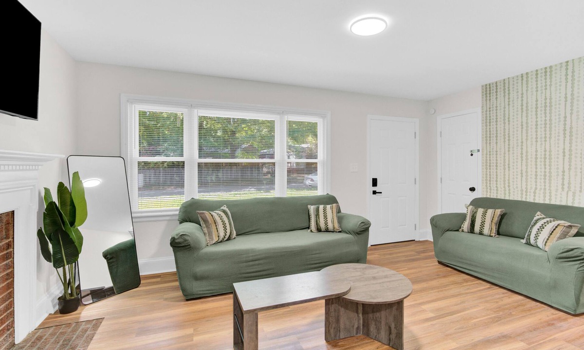 Charlotte House | Chic Charlotte Gem! 3BR near NoDA + Plaza Midwood