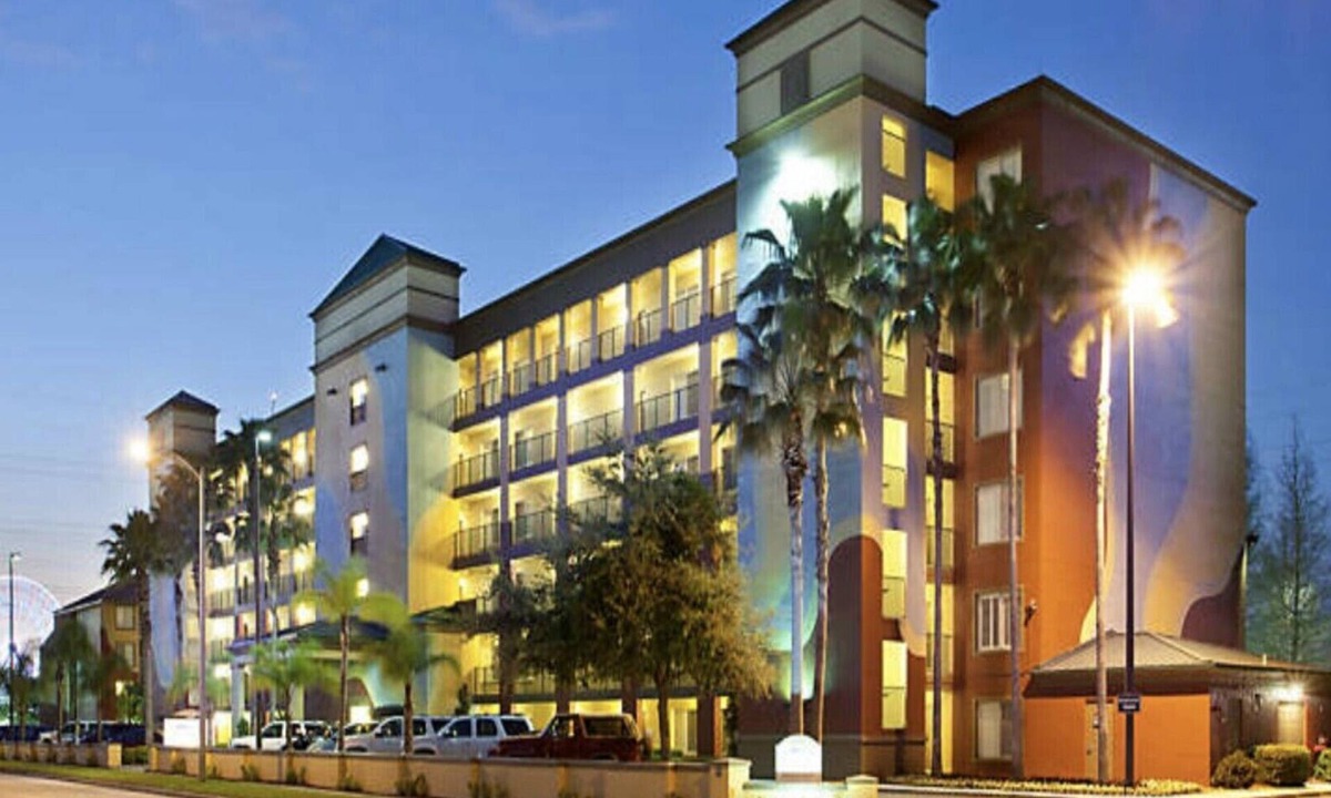 Florida Center Resort | CHRISTMAS wk 12/20-12/26/26 at Orlando Sunshine Resort 2 BDRM2BTH sleeps 8 Villa