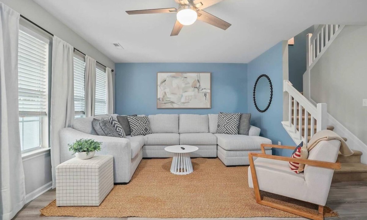 Charleston House | Chucktown Charm- 8 mins to Credit One