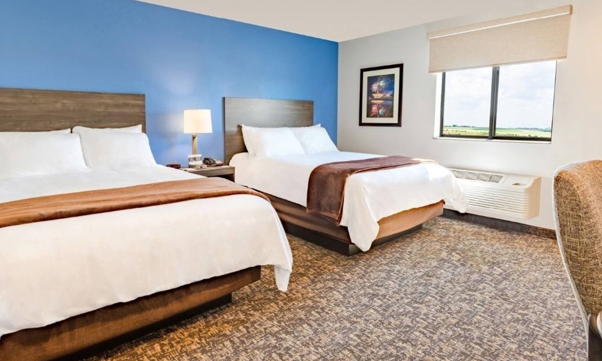Augusta Hotel | Clean & Pet-Friendly Room Near Augusta’s Top Golf Courses & Attractions