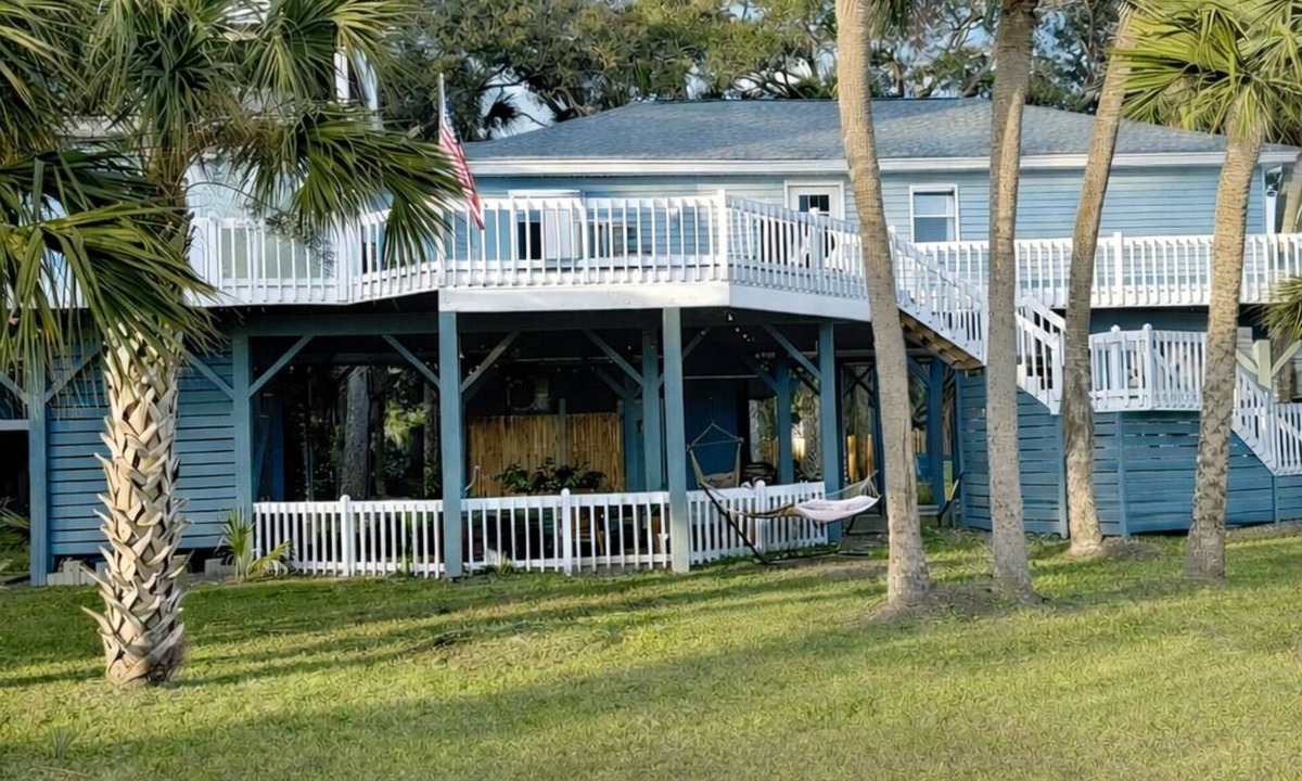 Edisto Island House | Coastal Charm Awaits: Beautiful 3BR/2BA Beach Retreat on Edisto Island!