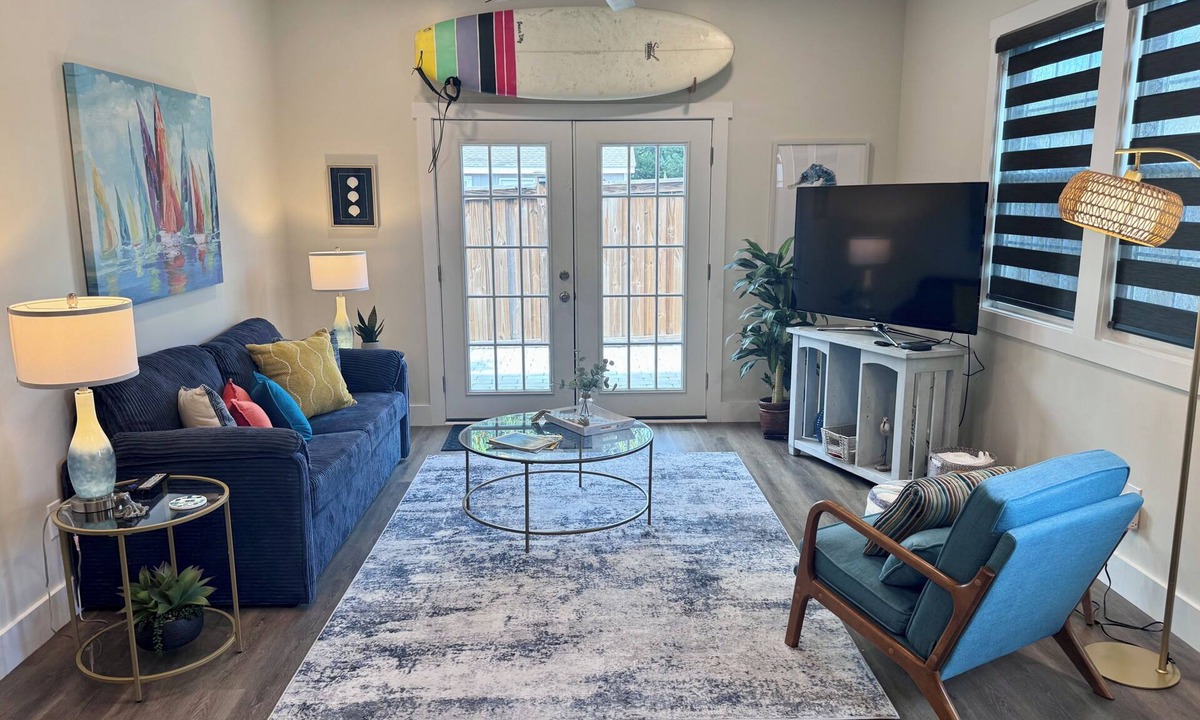 Wilmington Cottage | Coastal Cozy Cottage-near UNCW, Wrightsville Bch, Downtown & the ILM airport.