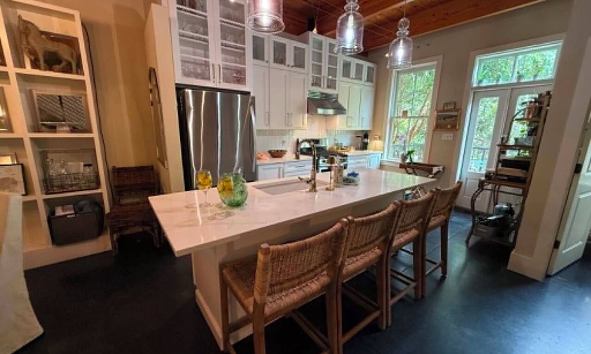 Habersham House | Coastal Loft in Habersham Village
