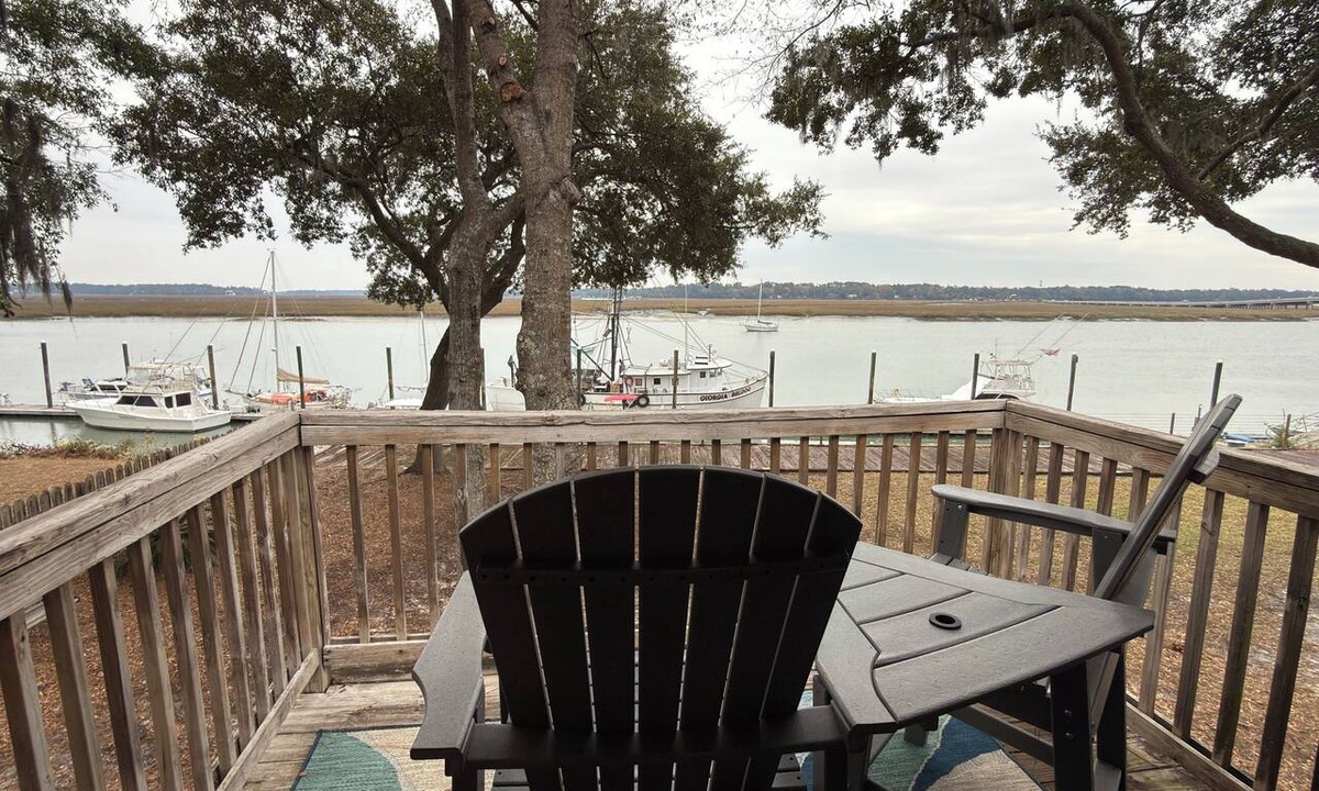 Beaufort Condo | Coastal Luxury Retreat with Deep Water View