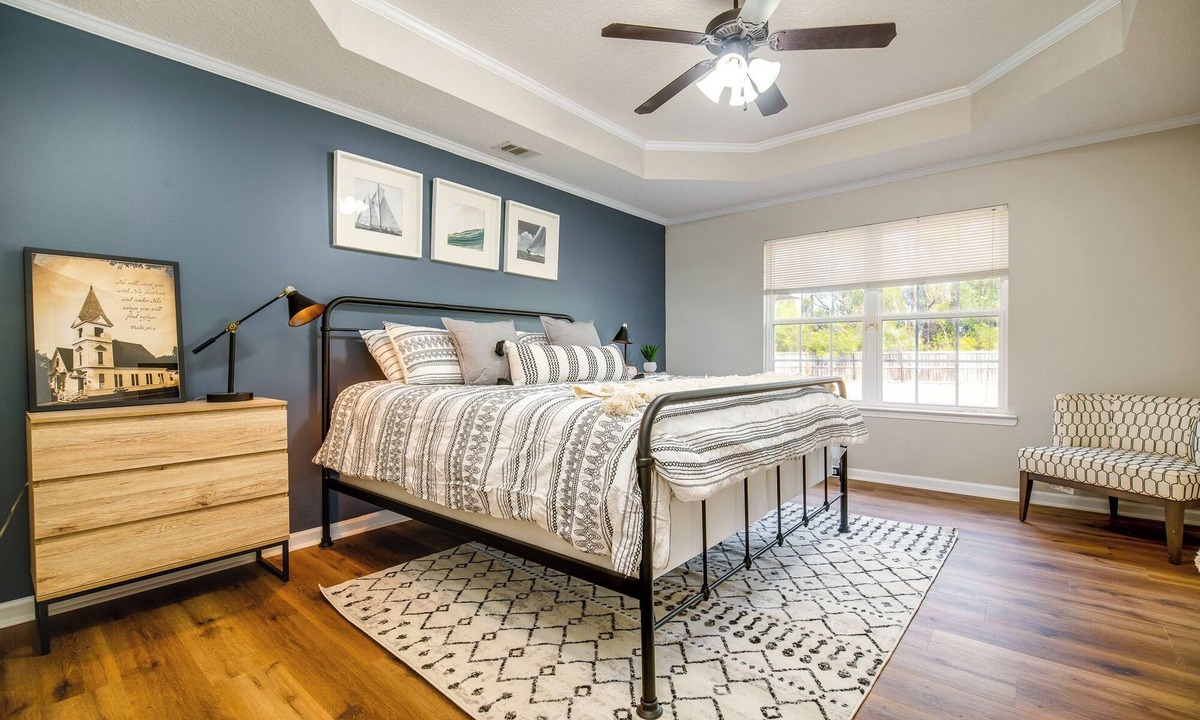 Hinesville House | Coastal theme getaway Relaxing, Patio Arcade
