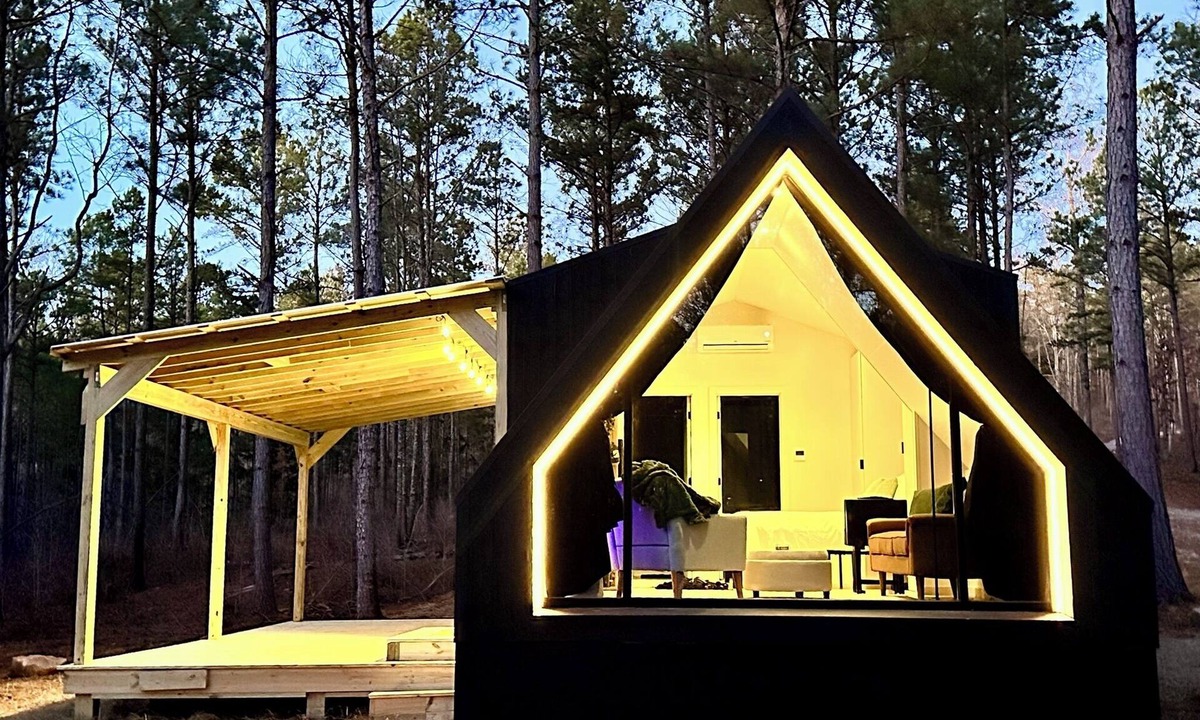 Elberton Cabin | Coldwater Cove - New Zook Cabin on 19 Acres