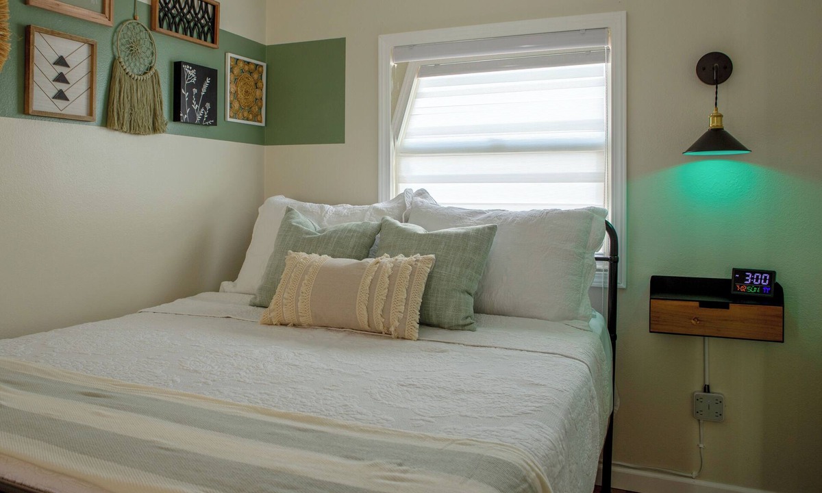 St. Petersburg Apartment | Comfy Guest House in St Pete