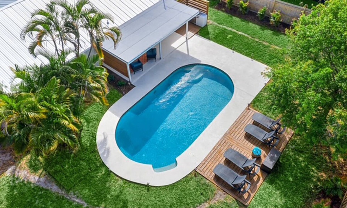Florida Ridge House | Coral Cottage - Private Oasis with Heated Saltwater Pool