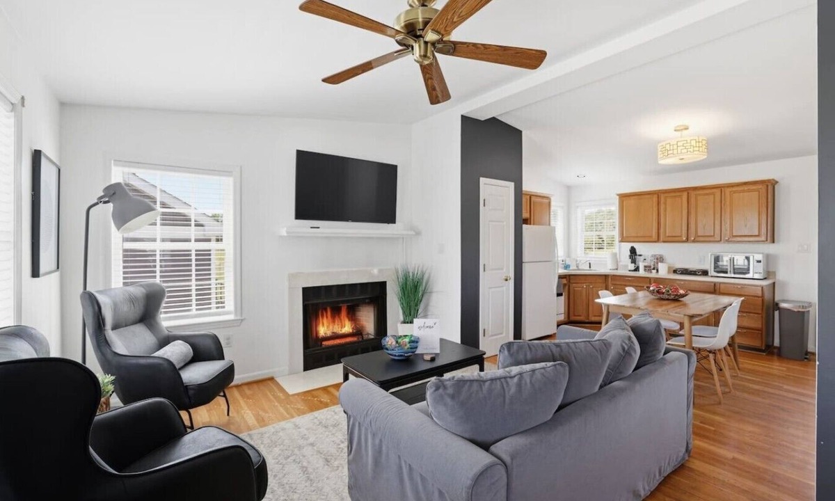 Quinton House | Cottage #1 at The Fairway Farm | Relax & Play