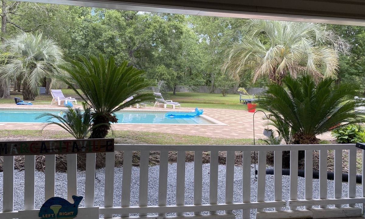 Surfside Beach Cottage | Cottage overlooking Pool in Murrells Inlet