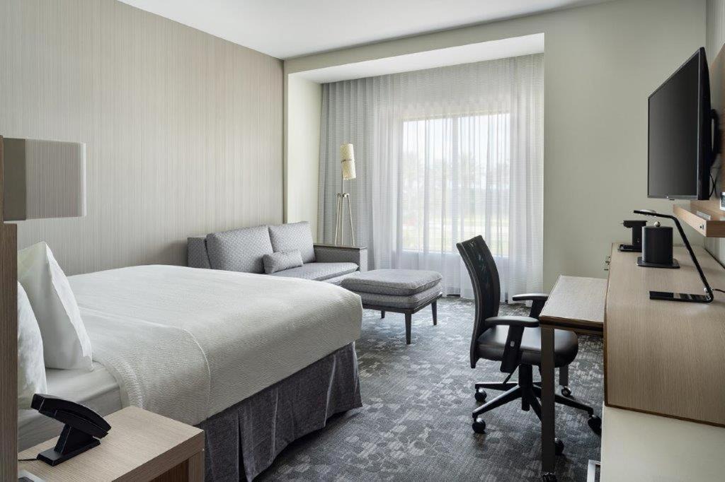 Port Saint Lucie Hotel | Courtyard by Marriott Port St. Lucie Tradition