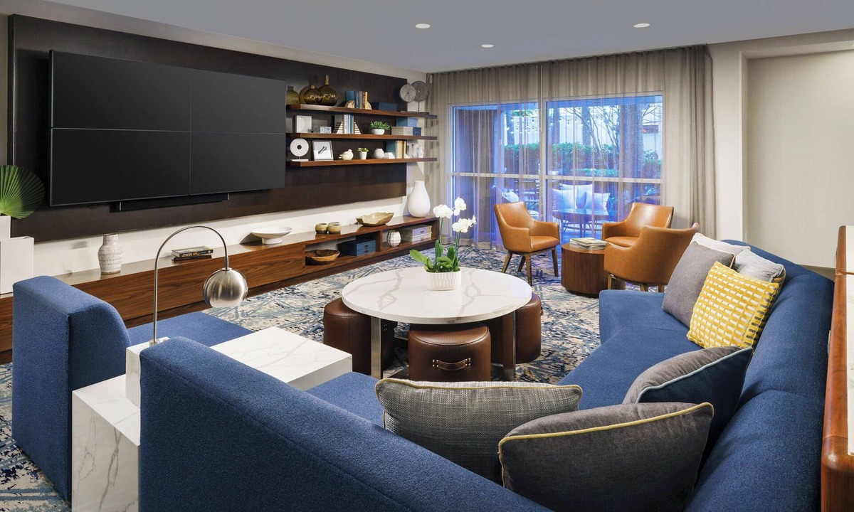 Central Business District Hotel | Courtyard by Marriott Orlando Downtown