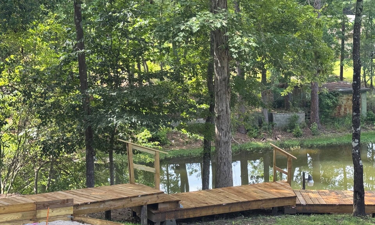 Leesville Apartment | Cozy 1-bedroom apartment in nice Leesville with AC Lake access