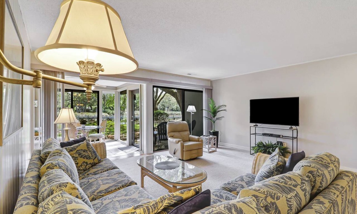 Oceanside Condo | Cozy Beach Retreat with Tennis! Short walk to the beach!