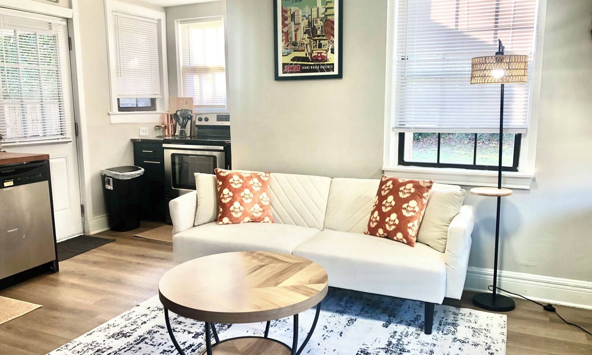 Midtown House | Cozy comfort 3 miles to Augusta National!