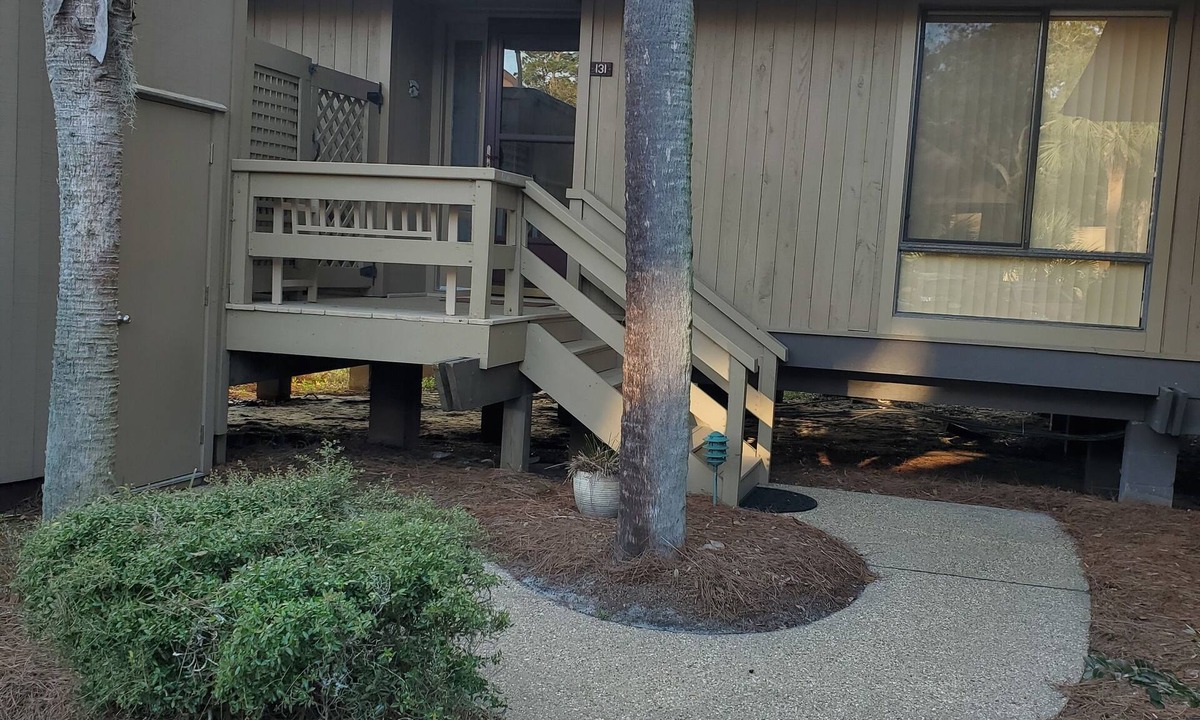 Moss Creek Cottage | Cozy cottage situated on na tidal salt marsh with stunning panoramic view!