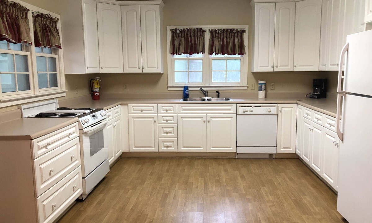 Pineland House | Cozy home in the woods close to Ebenezer Creek.
