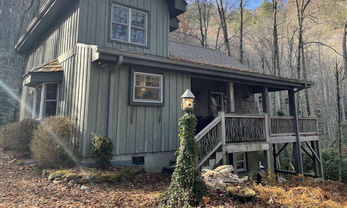 Cashiers Cabin | Cozy Mountain Cabin in Cashiers