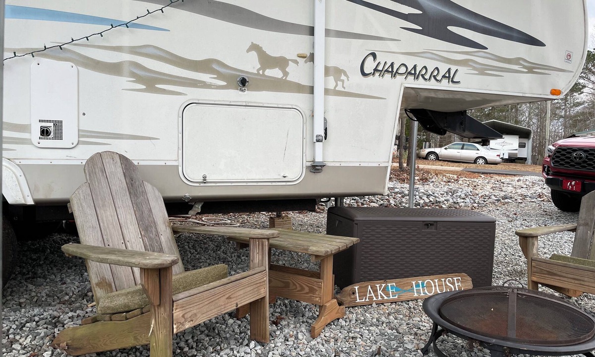 Westminster House | Cozy RV in a vacation community on Lake Hartwell