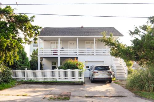 South End House | Craft Upper Unit by Bryant Real Estate