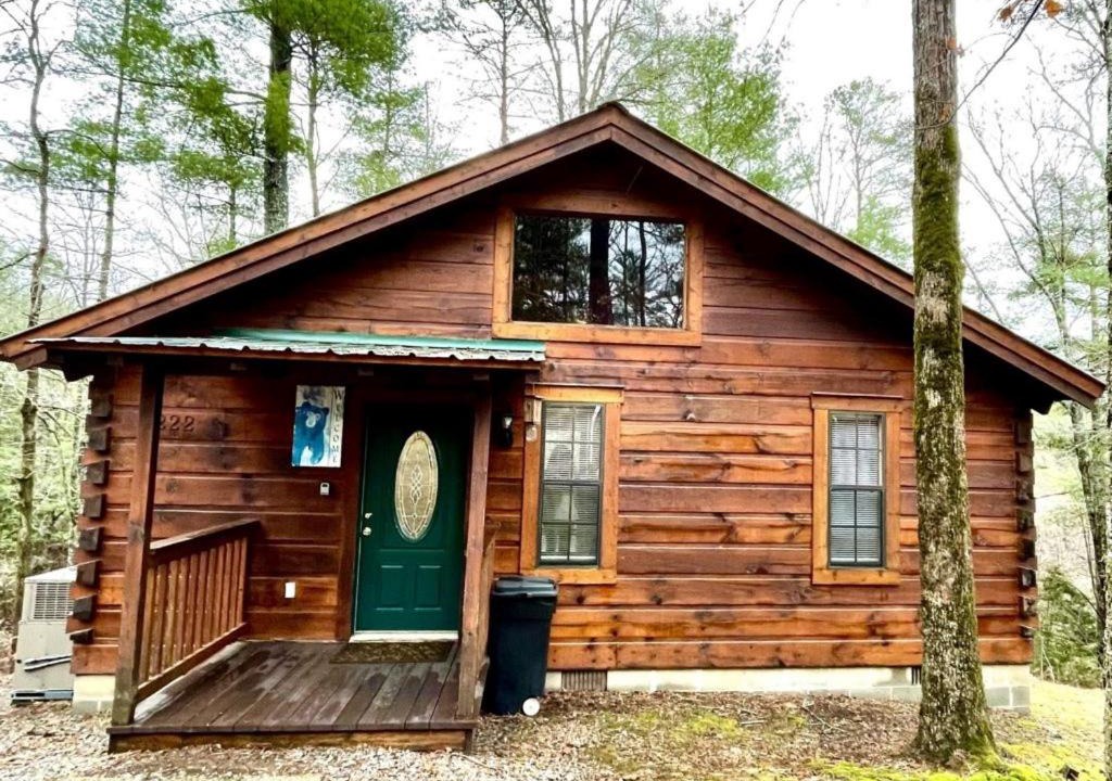 Tellico Plains House | Crazy Bear - Motorcycle Friendly Home with Hot Tub and Grill