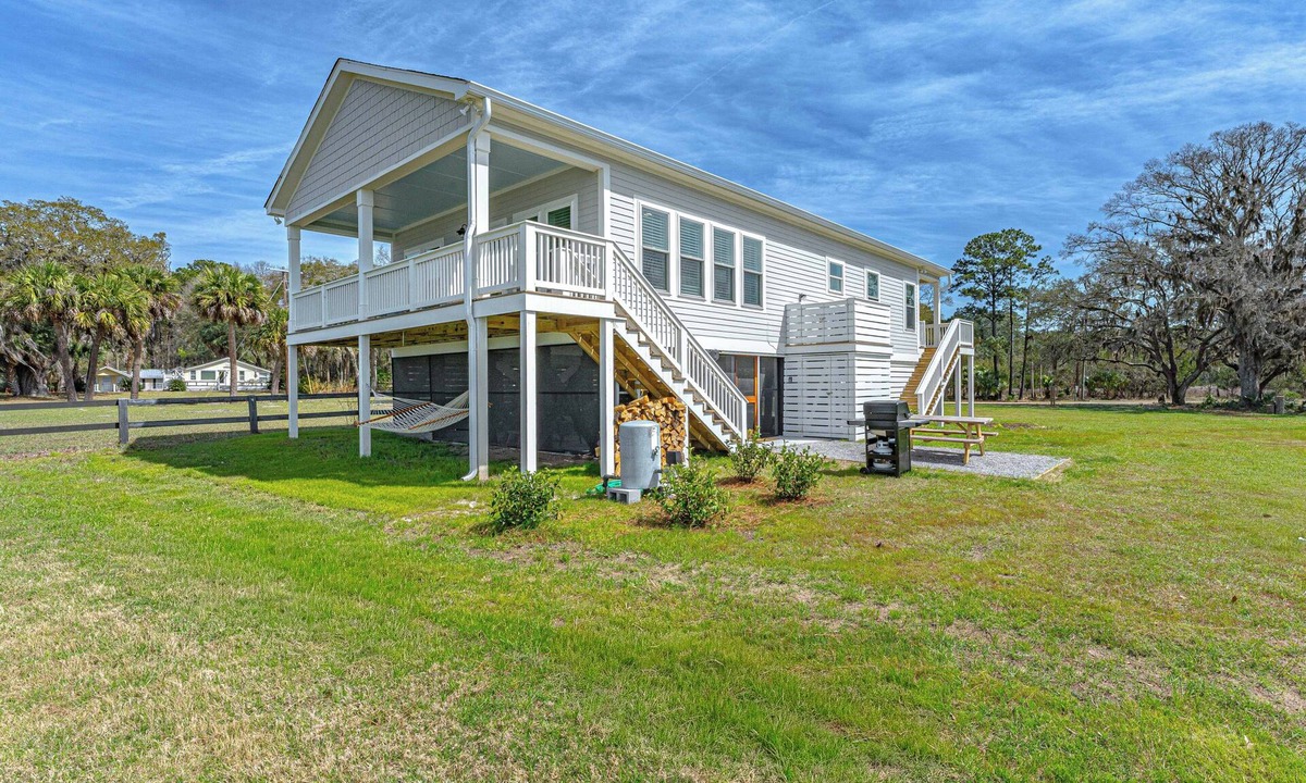 Daufuskie Island House | Daufuskie Island Riverfront Cottage | Private Dock, Savannah Views, 3BR