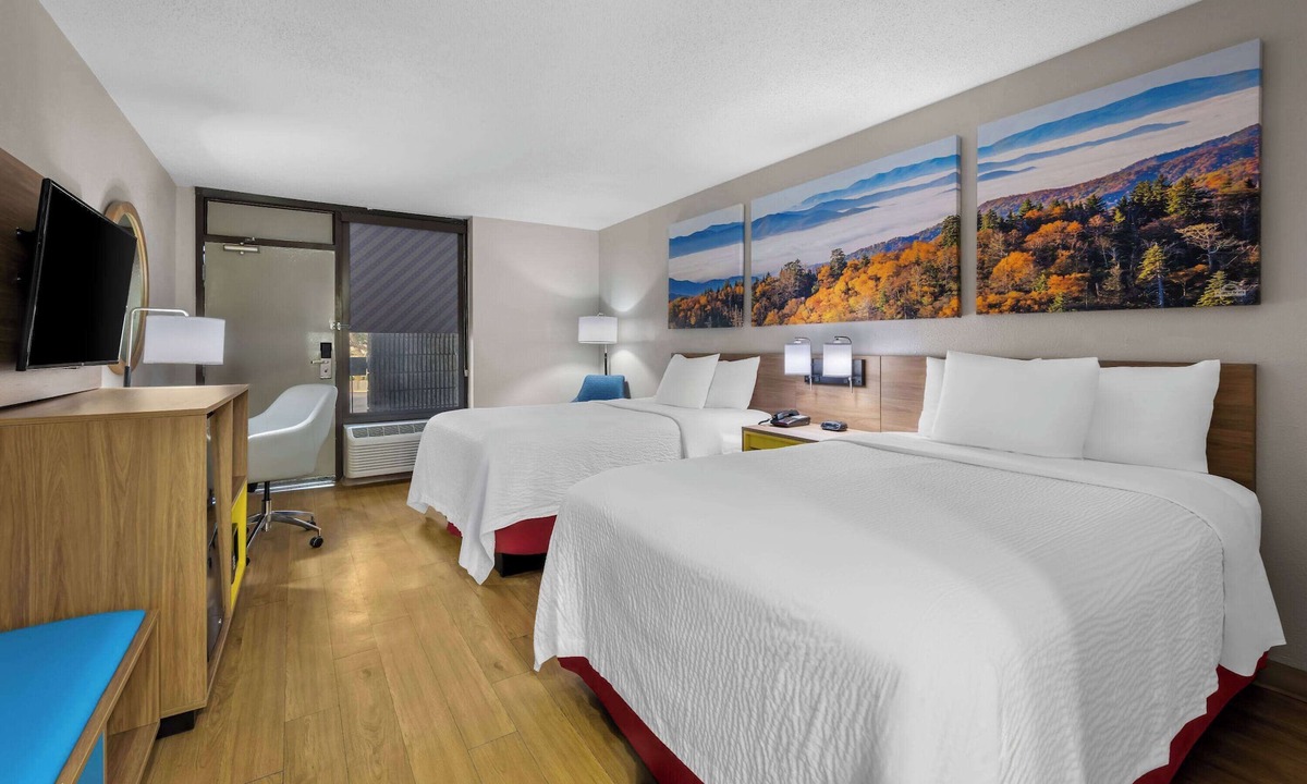 Raleigh Hotel | Days Inn by Wyndham Raleigh Midtown