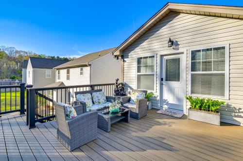 Concord Apartment | Deck, Patio! Charming Concord Studio Near Speedway