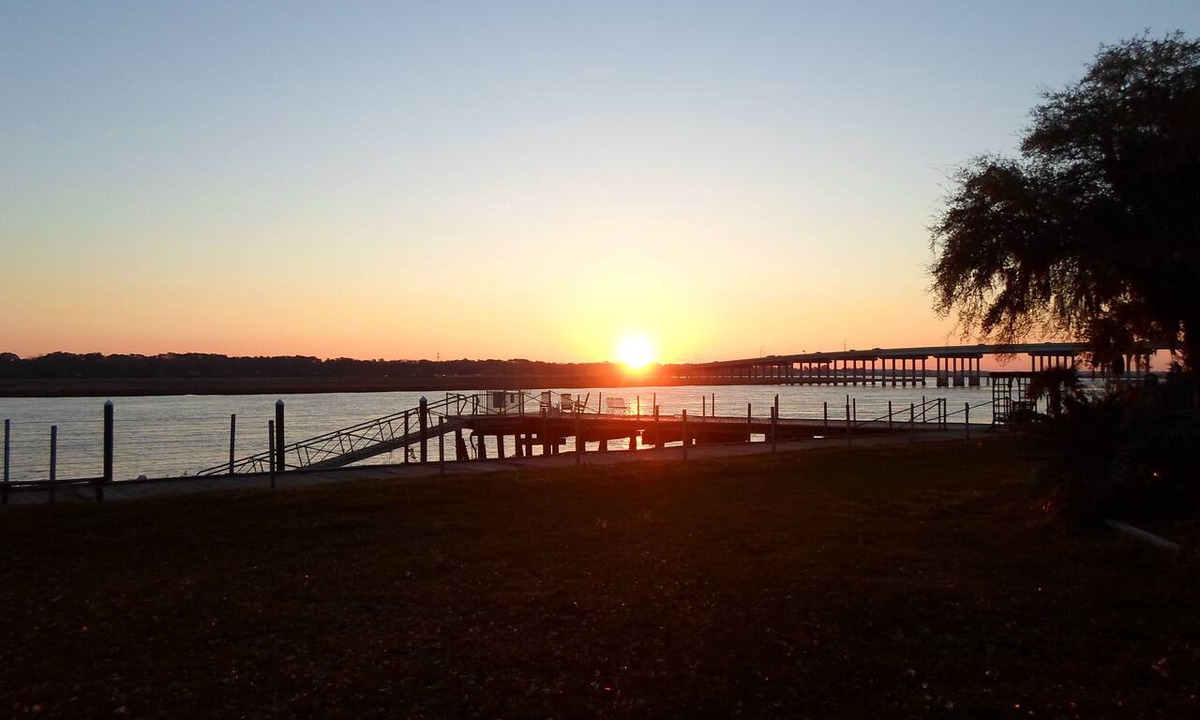 Beaufort Apartment | DeepWater Peaceful Reflections