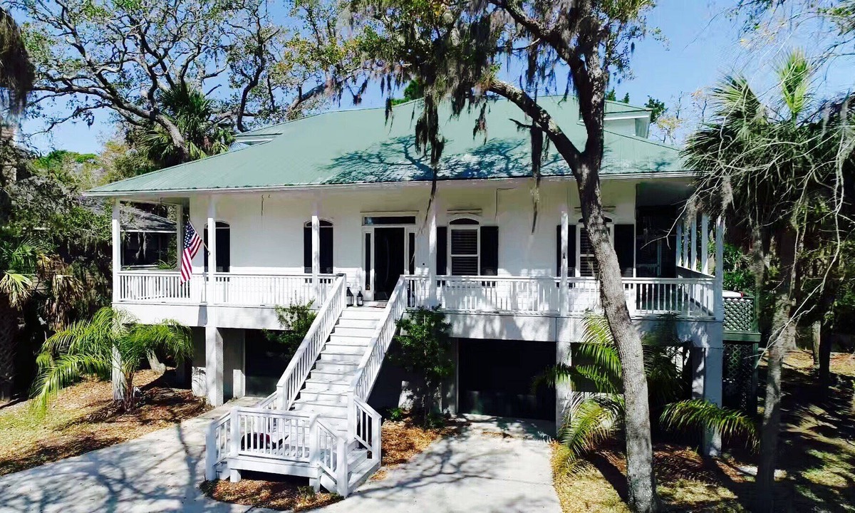 Deer Lake House | Deer lake Private Pool, Amenity Cards, Screened Porch. Golf cart included!