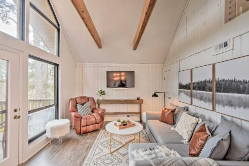 Salem House | Designer Retreat w/Pool, Golf + Beach Access!