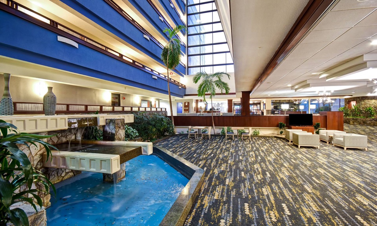 Augusta Hotel | DoubleTree by Hilton Hotel Augusta